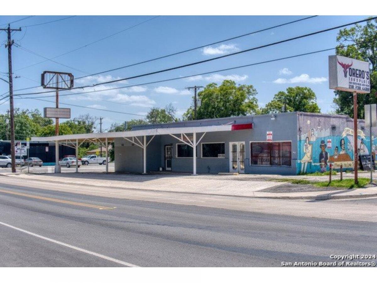 Picture of Home For Sale in San Antonio, Texas, United States