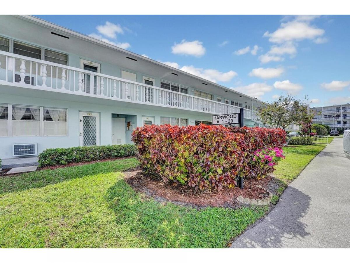Picture of Home For Sale in Deerfield Beach, Florida, United States