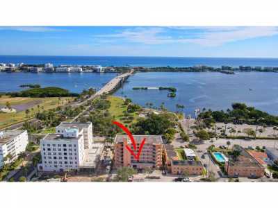 Home For Rent in Lake Worth Beach, Florida