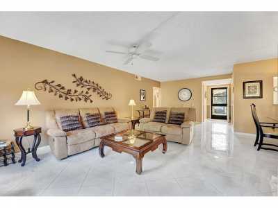 Home For Rent in Greenacres, Florida