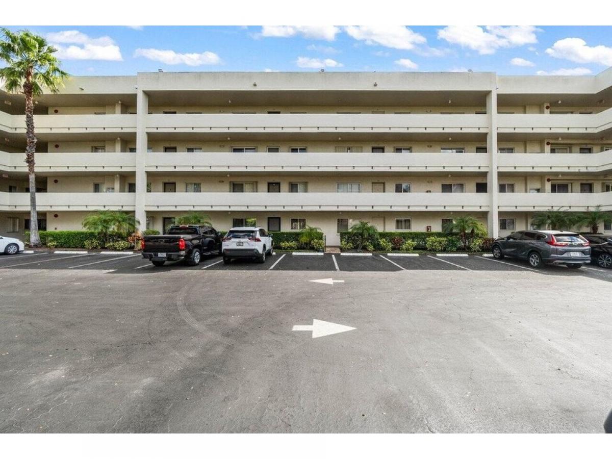 Picture of Home For Sale in Lake Worth, Florida, United States