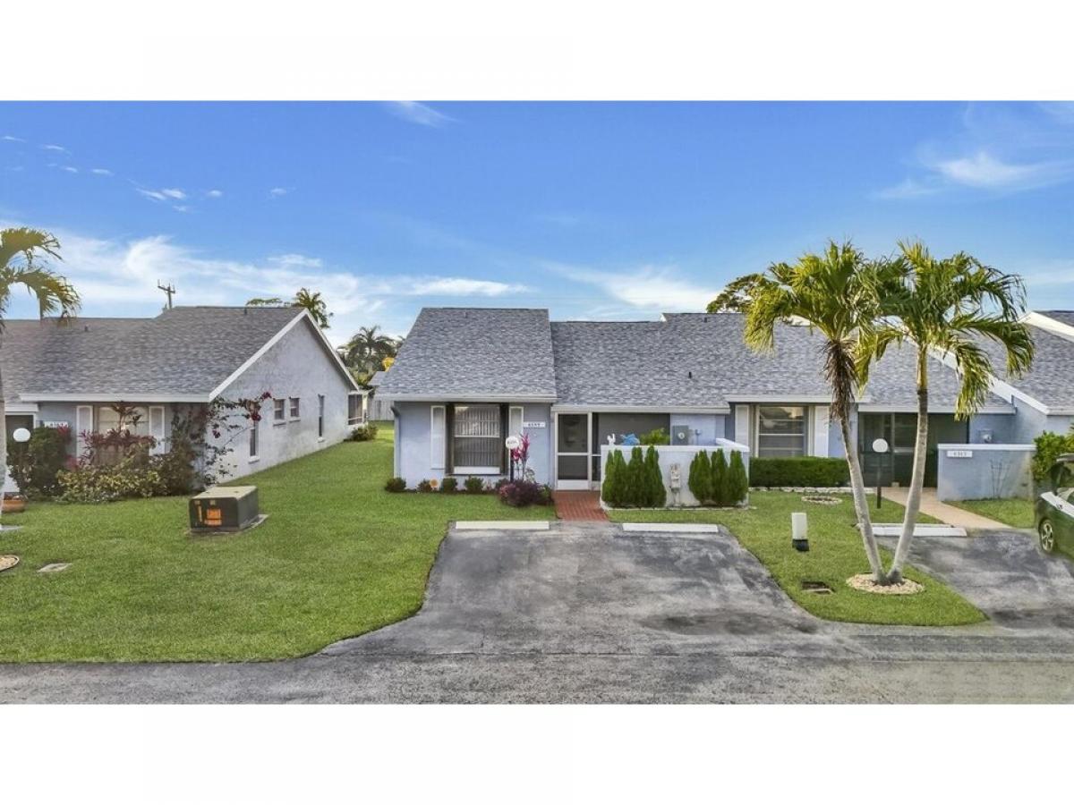 Picture of Home For Sale in Lake Worth, Florida, United States