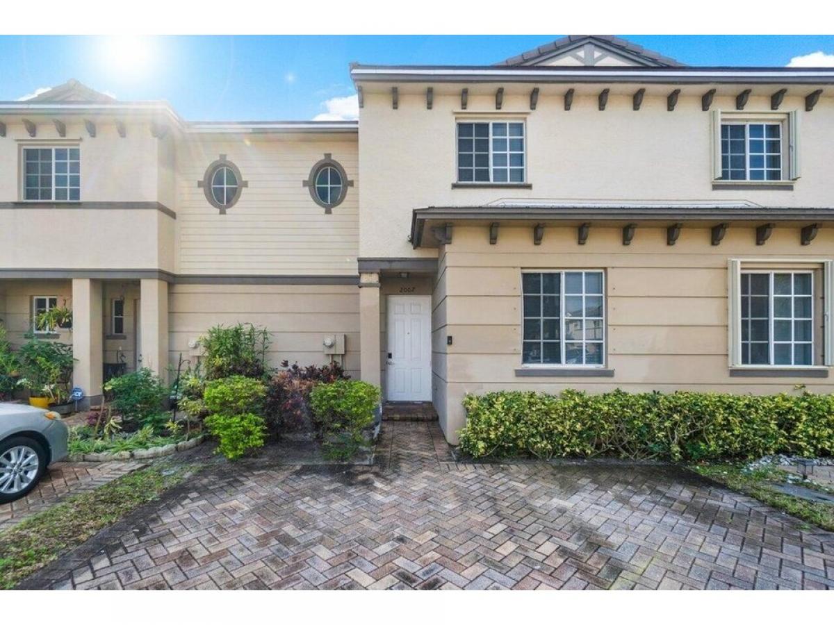 Picture of Home For Sale in Riviera Beach, Florida, United States