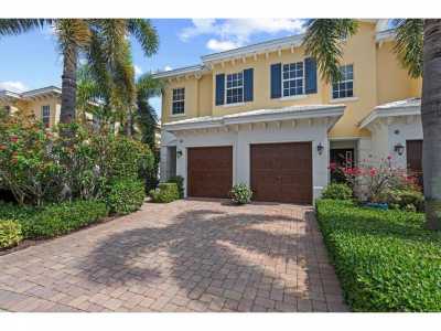 Home For Sale in North Palm Beach, Florida
