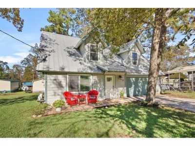 Home For Sale in Coldspring, Texas