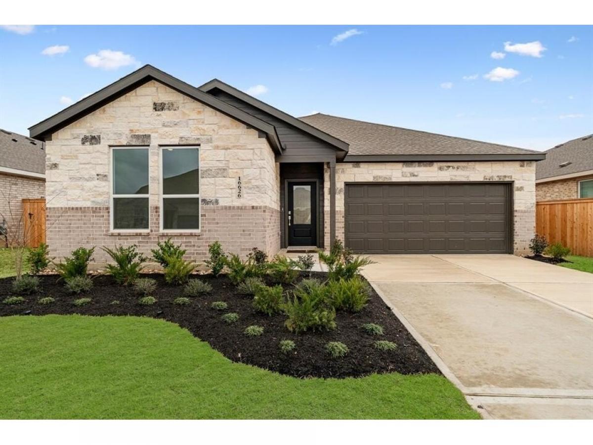 Picture of Home For Rent in Hockley, Texas, United States