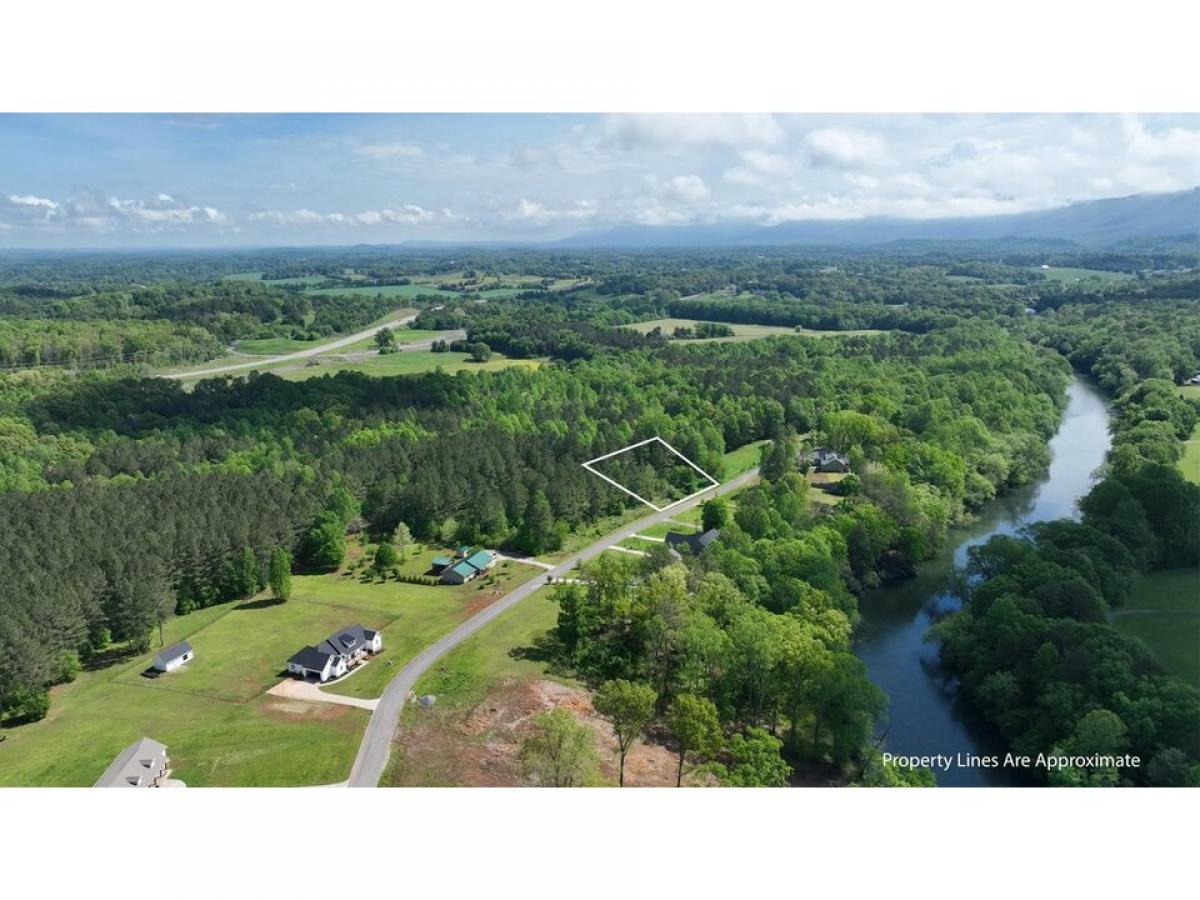 Picture of Residential Land For Sale in Benton, Tennessee, United States