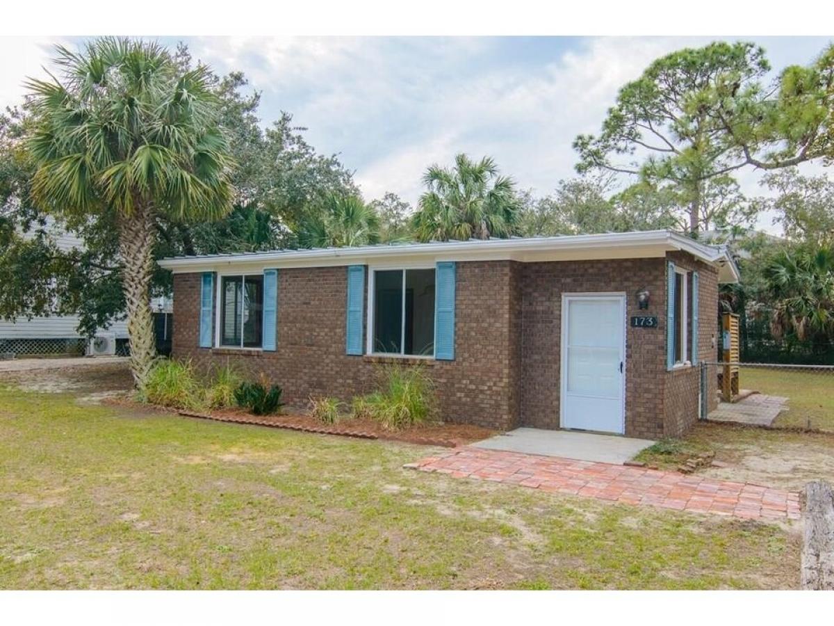 Picture of Home For Sale in Port Saint Joe, Florida, United States