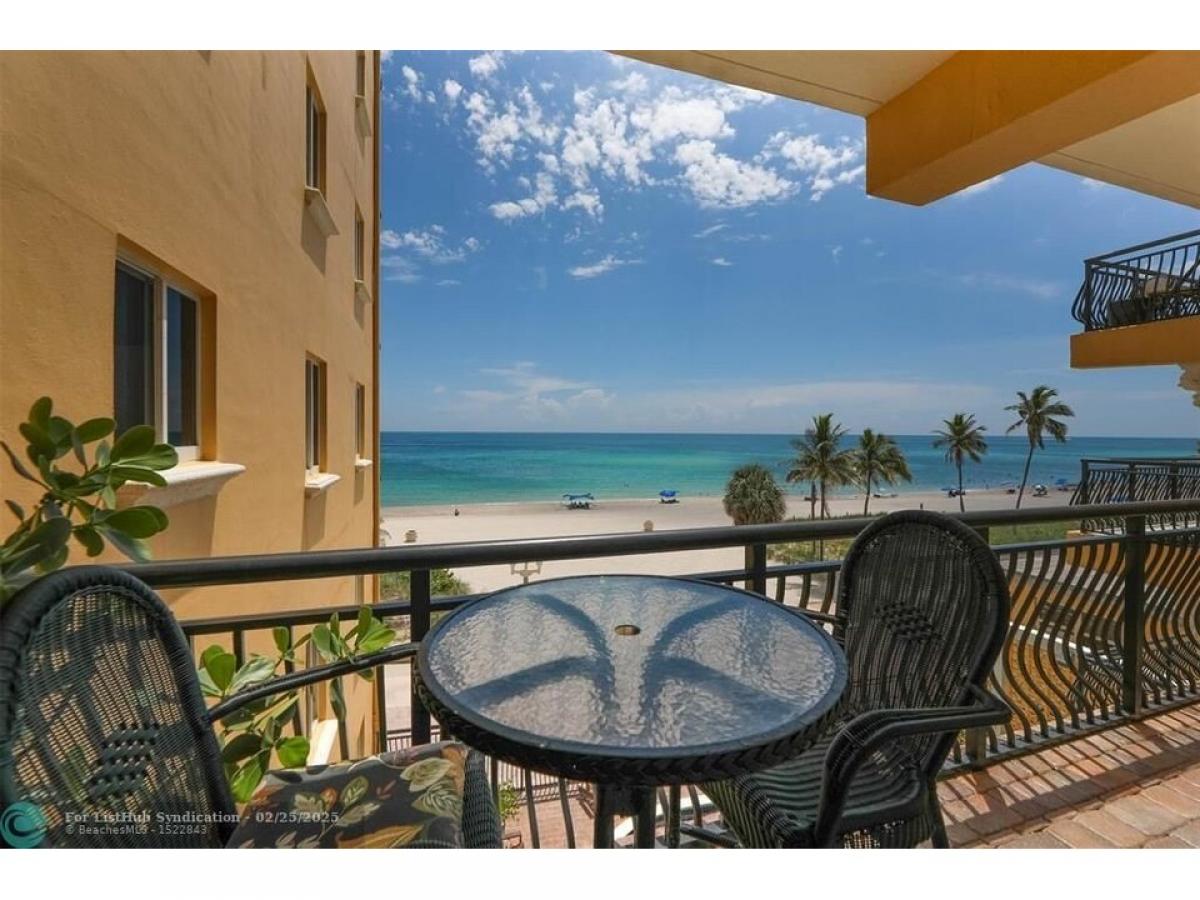 Picture of Home For Sale in Hollywood, Florida, United States