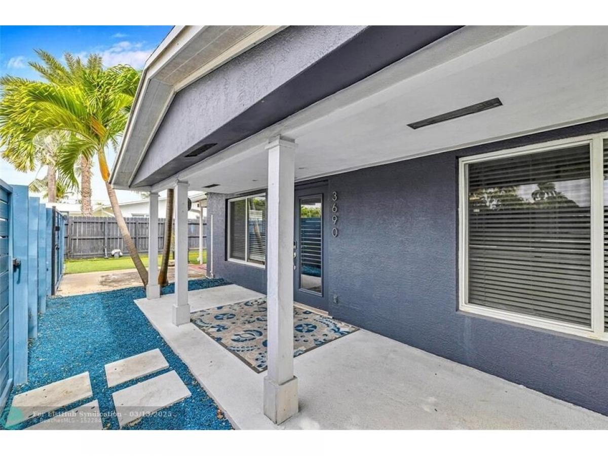 Picture of Home For Sale in Oakland Park, Florida, United States