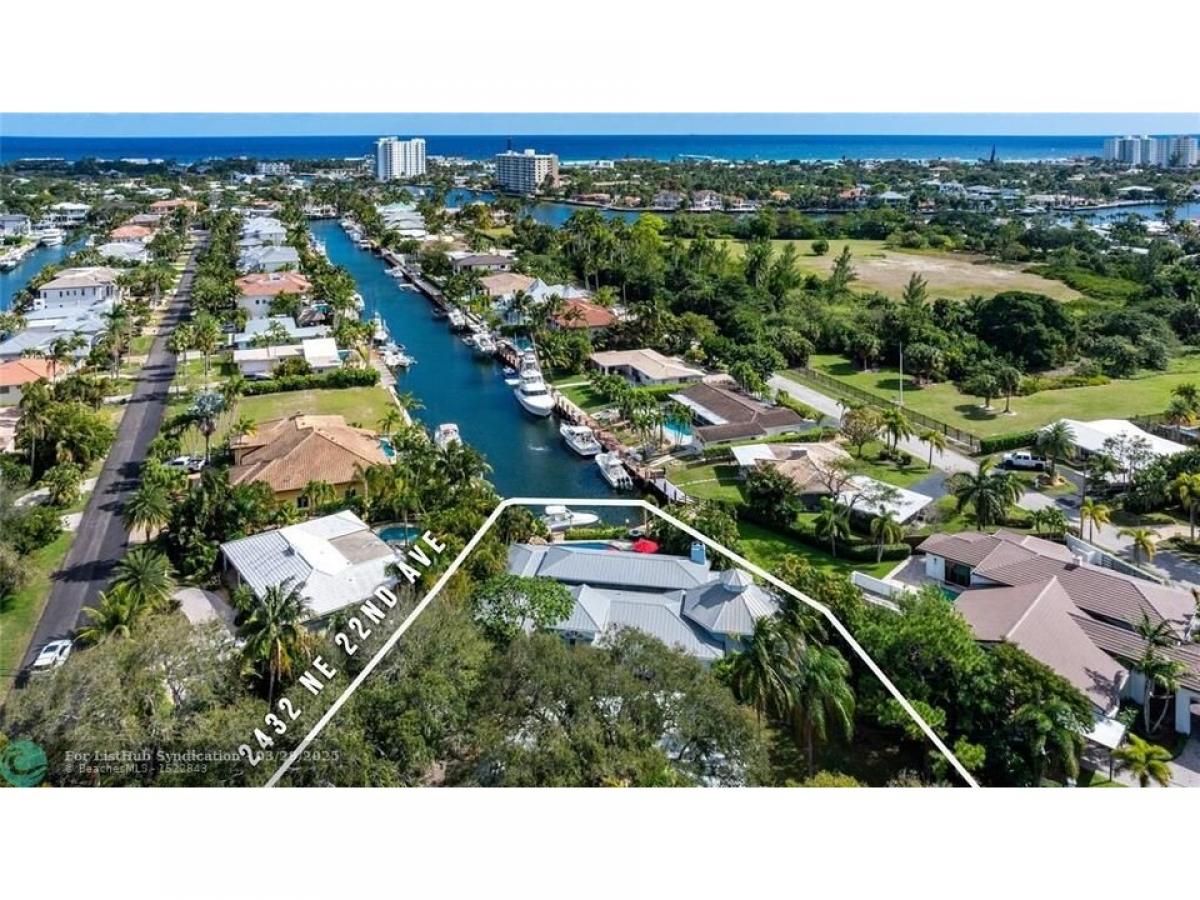 Picture of Home For Sale in Lighthouse Point, Florida, United States