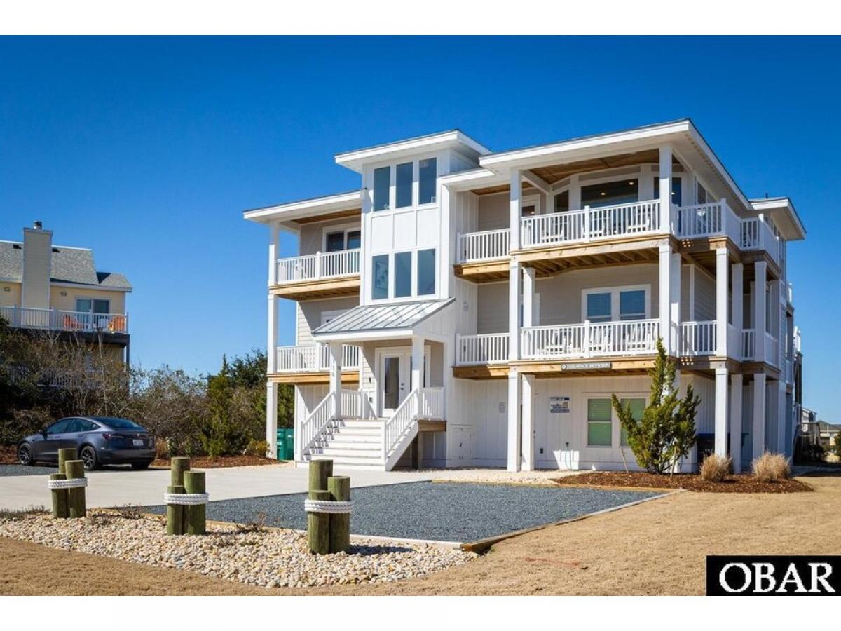 Picture of Home For Sale in Duck, North Carolina, United States