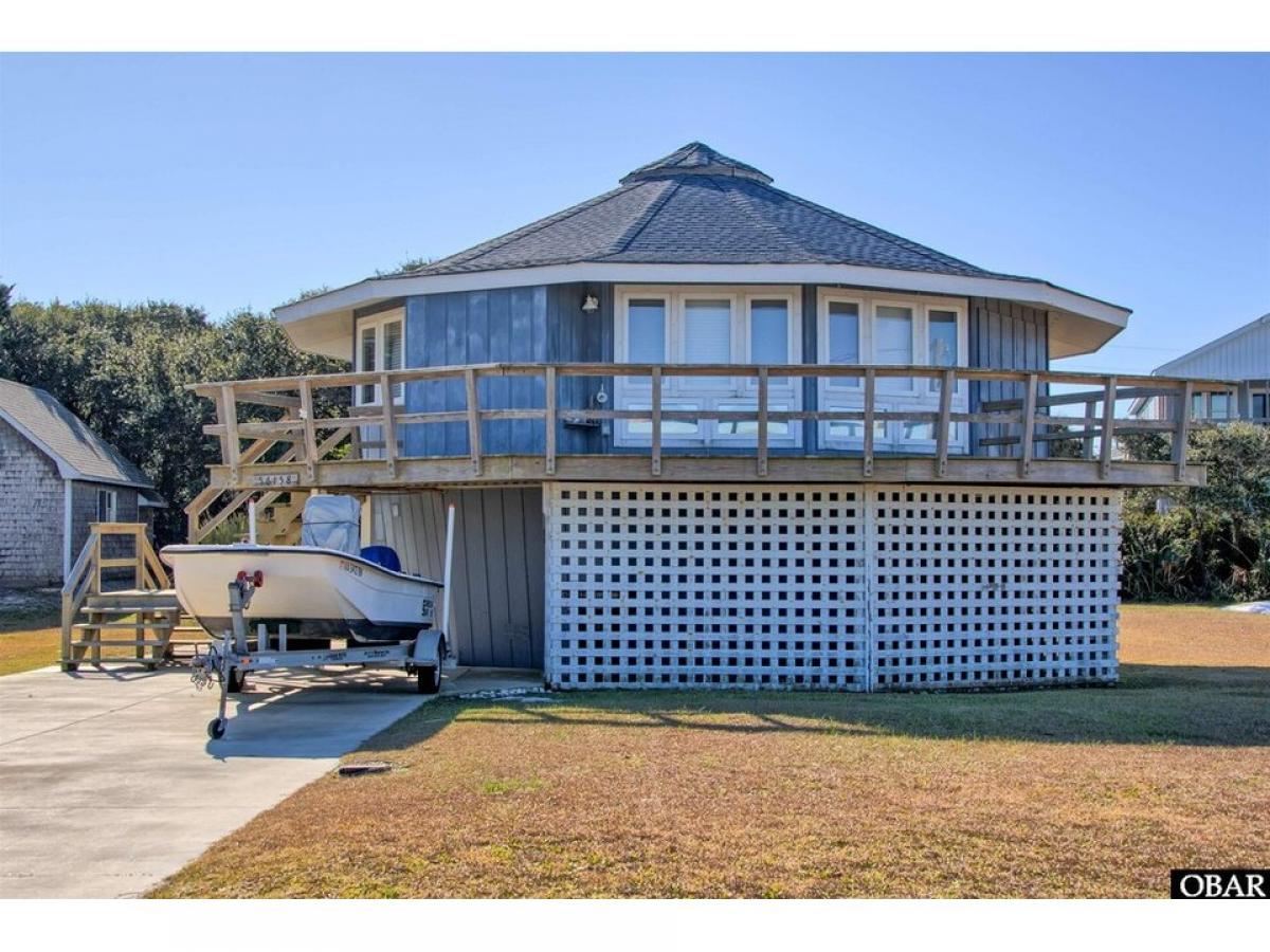 Picture of Home For Sale in Hatteras, North Carolina, United States