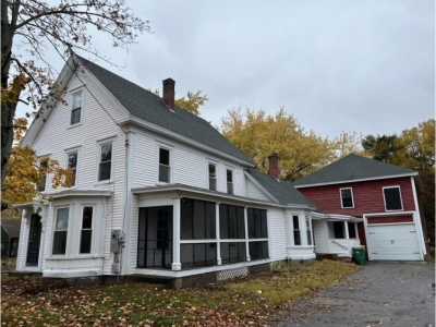 Home For Sale in Rochester, New Hampshire