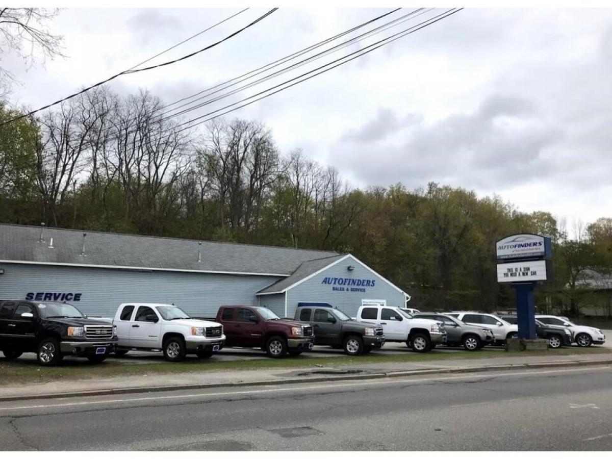 Picture of Home For Sale in Laconia, New Hampshire, United States