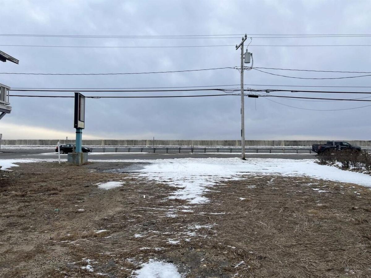 Picture of Residential Land For Sale in Hampton, New Hampshire, United States