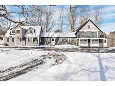 Home For Sale in Meredith, New Hampshire