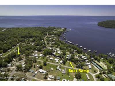 Home For Sale in Georgetown, Florida
