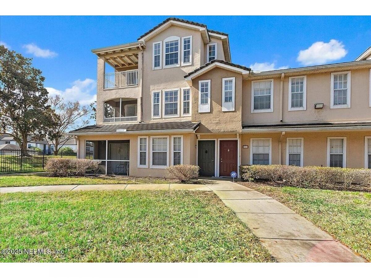 Picture of Home For Sale in Jacksonville, Florida, United States