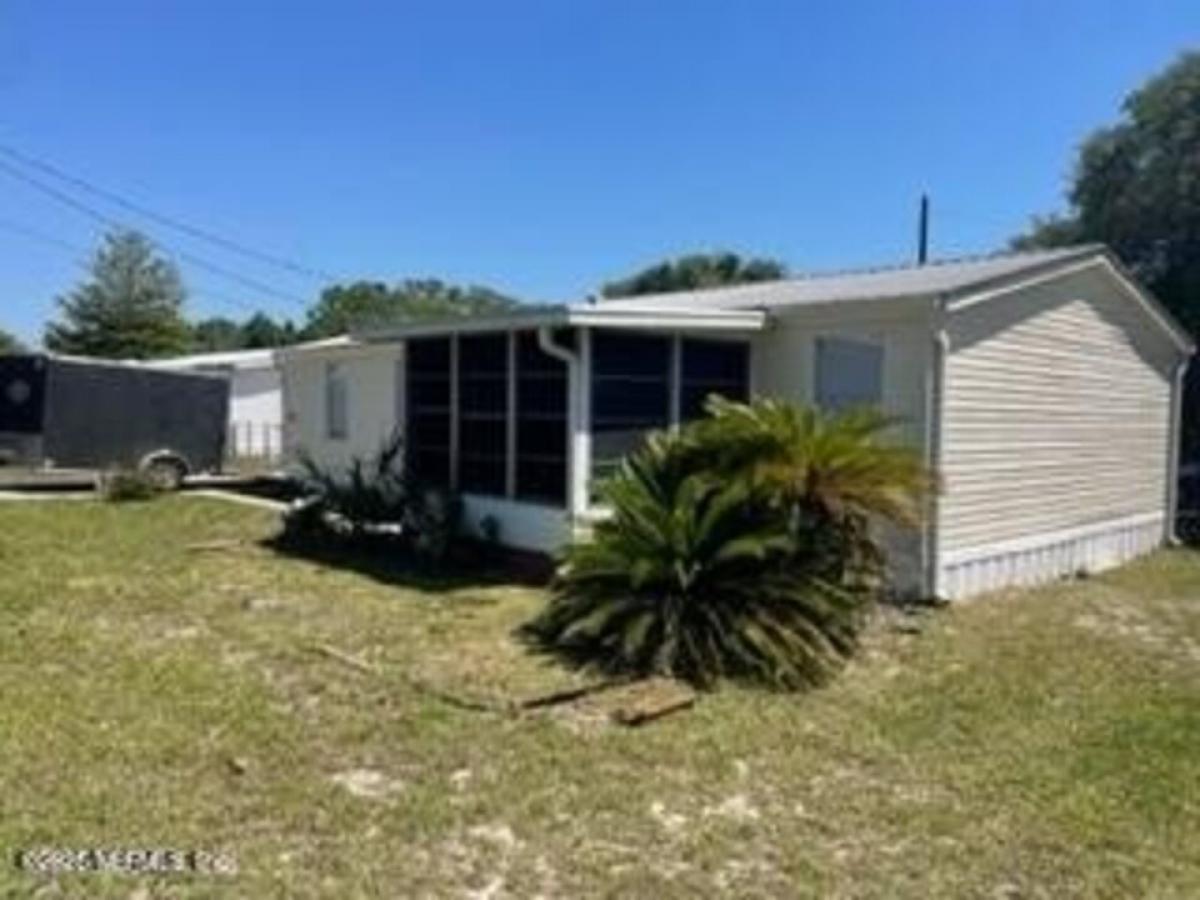 Picture of Home For Sale in Satsuma, Florida, United States