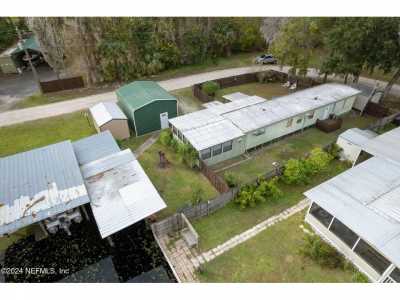 Home For Sale in Satsuma, Florida