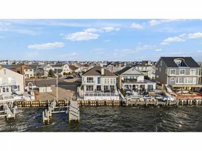 Home For Sale in Lavallette, New Jersey
