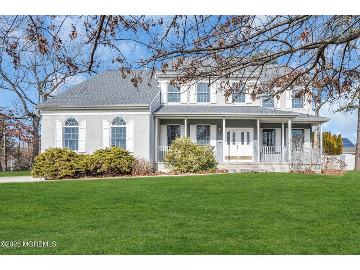 Picture of Home For Sale in Bayville, New Jersey, United States