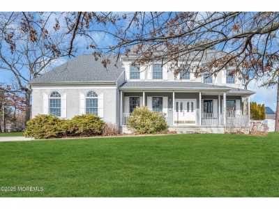 Home For Sale in Bayville, New Jersey
