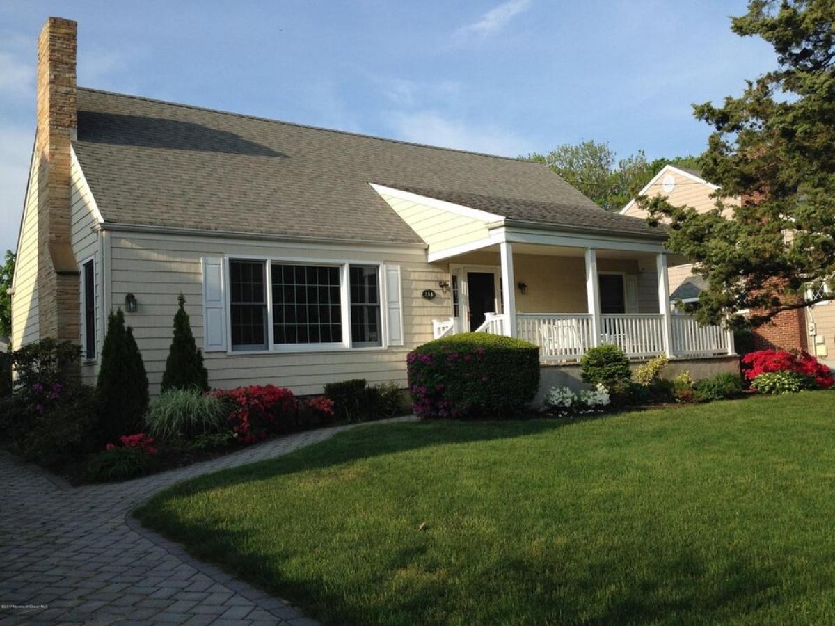 Picture of Home For Sale in Spring Lake, New Jersey, United States