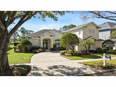 Home For Sale in Valrico, Florida
