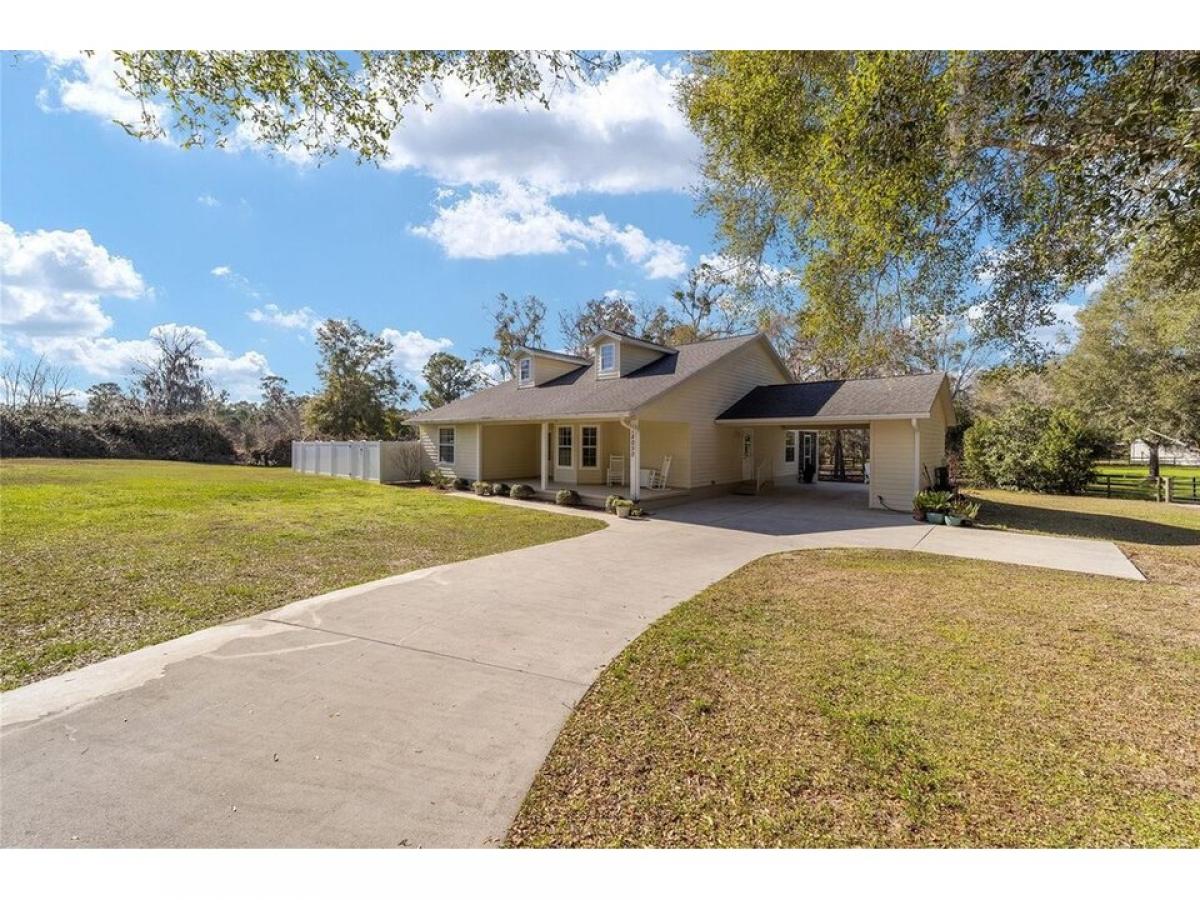 Picture of Home For Sale in Williston, Florida, United States