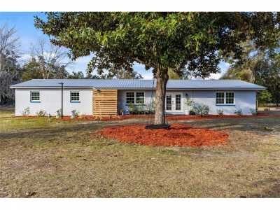 Home For Sale in High Springs, Florida