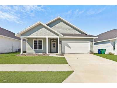 Home For Sale in Alachua, Florida