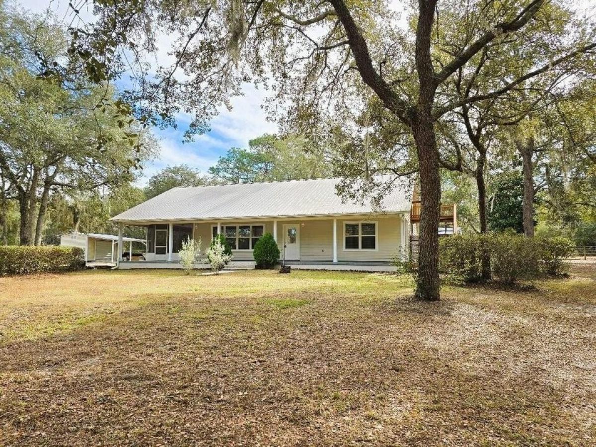 Picture of Home For Sale in Keystone Heights, Florida, United States
