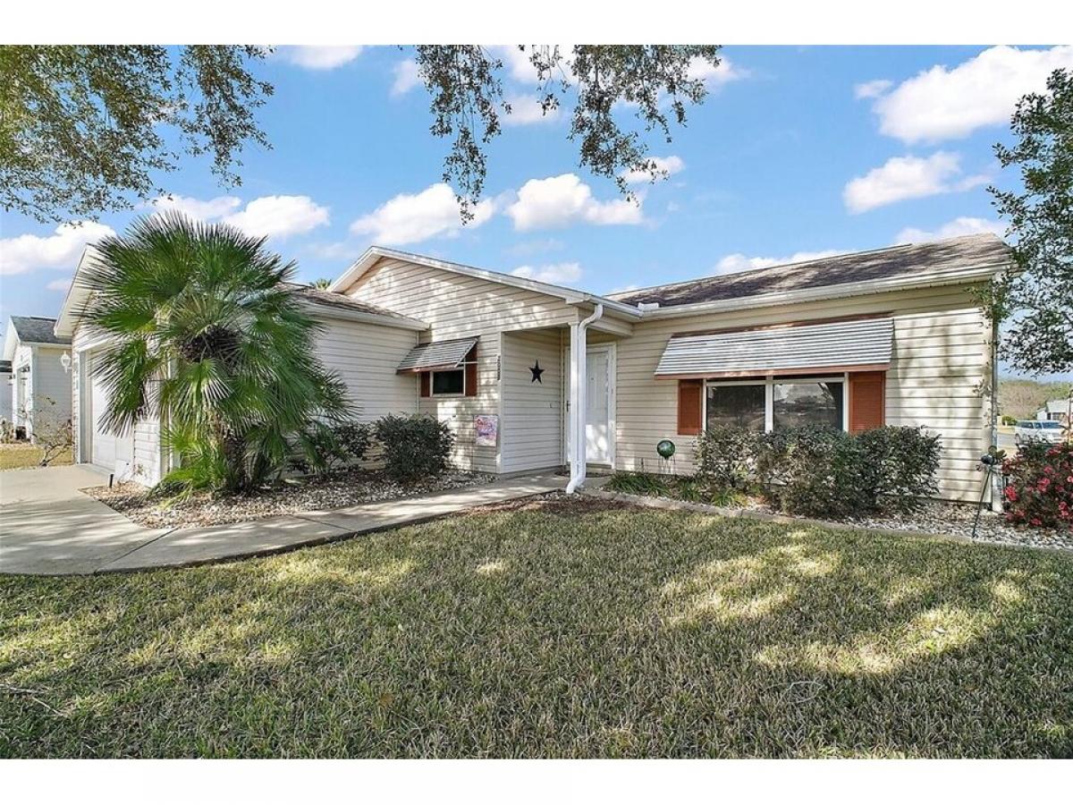 Picture of Home For Sale in Lady Lake, Florida, United States
