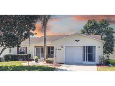Home For Sale in Lady Lake, Florida