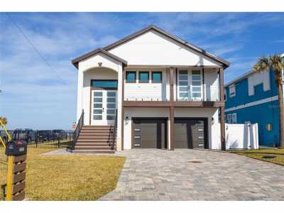 Home For Sale in Flagler Beach, Florida
