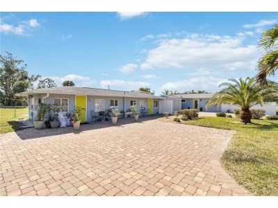 Home For Sale in Englewood, Florida