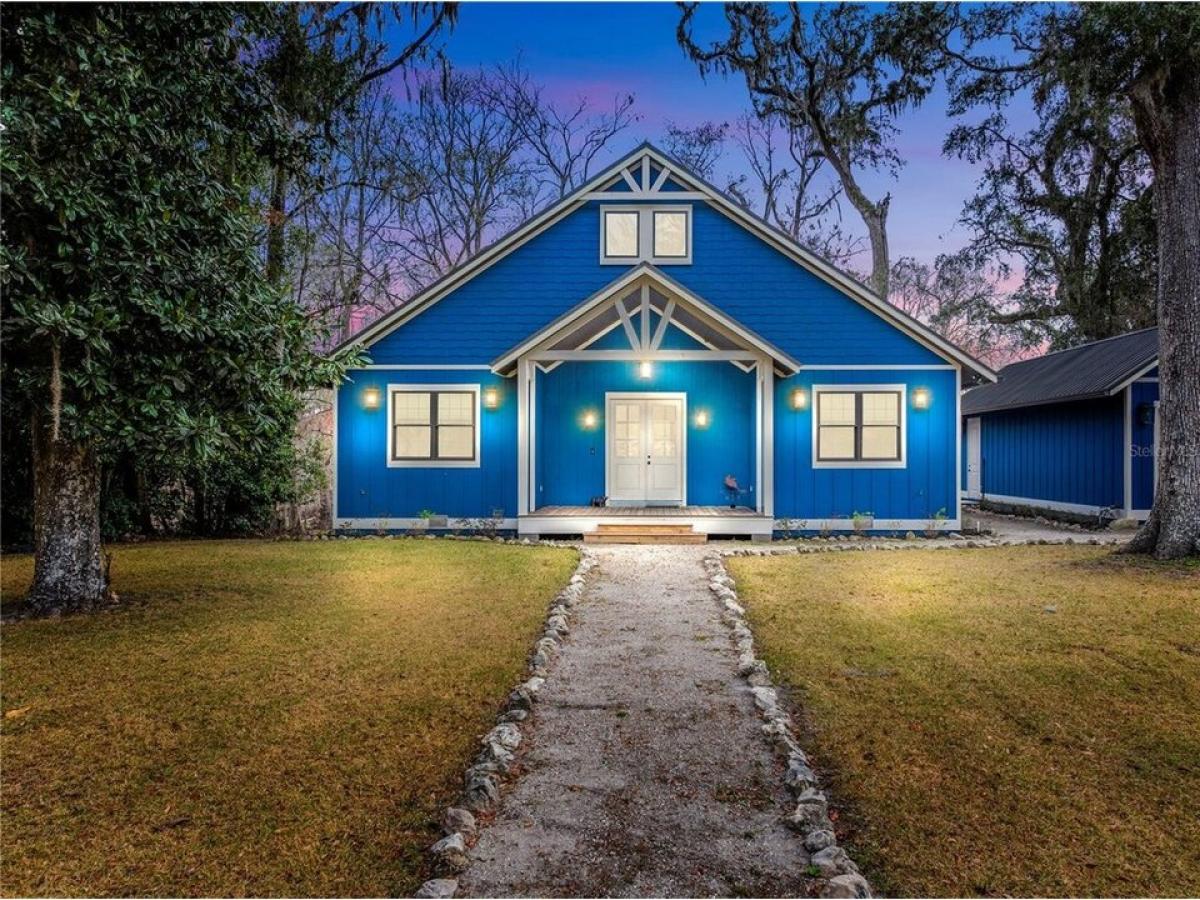 Picture of Home For Sale in Fort White, Florida, United States