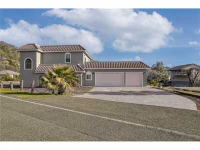 Home For Sale in Clearlake, California
