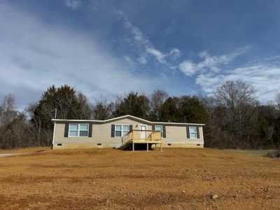 Home For Sale in Midway, Tennessee