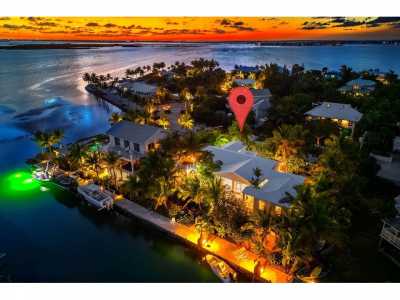 Home For Sale in Sugarloaf Key, Florida