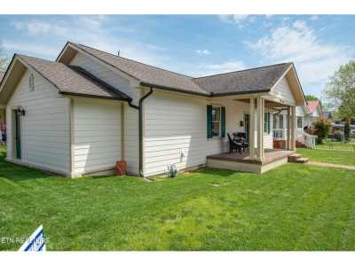 Home For Sale in Loudon, Tennessee