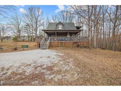 Home For Sale in Spencer, Tennessee