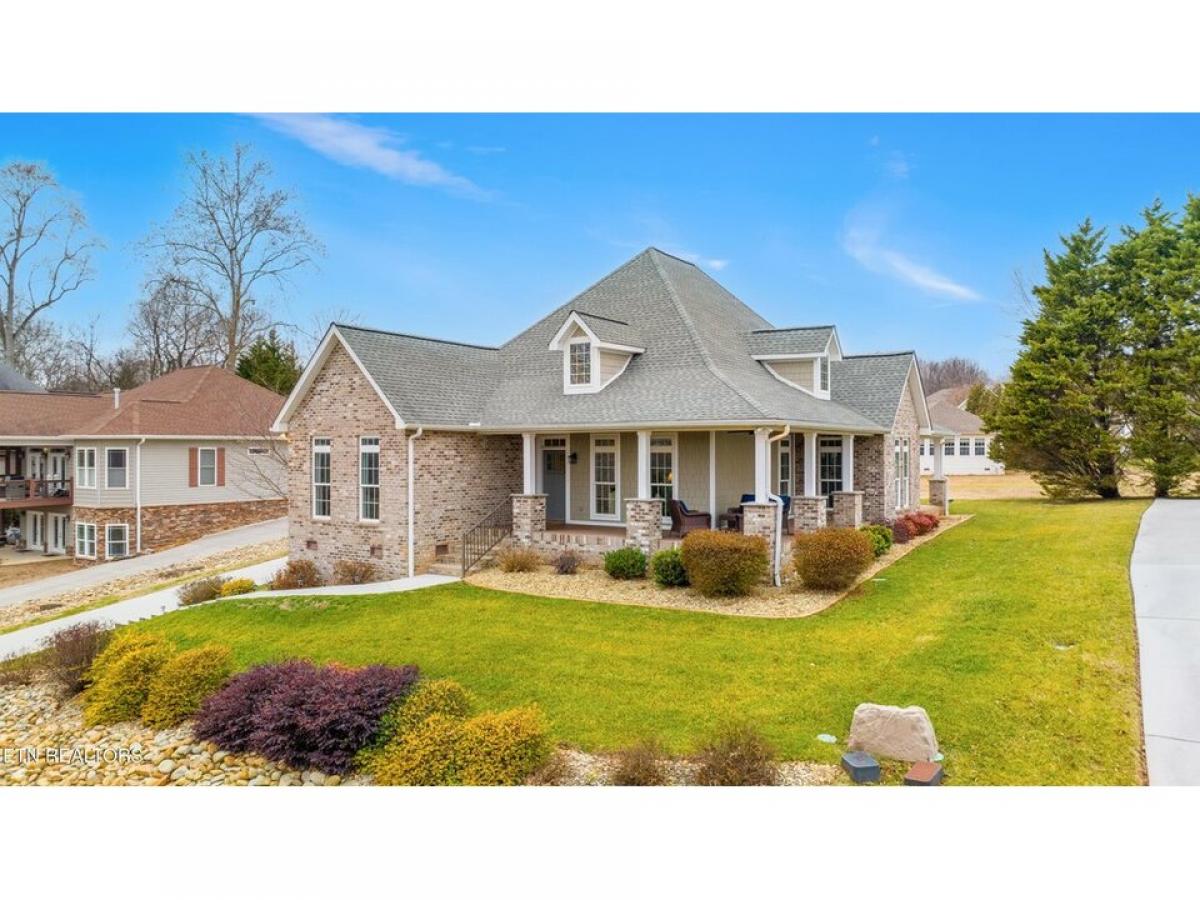 Picture of Home For Sale in Loudon, Tennessee, United States