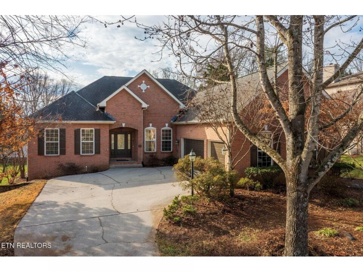 Picture of Home For Sale in Loudon, Tennessee, United States