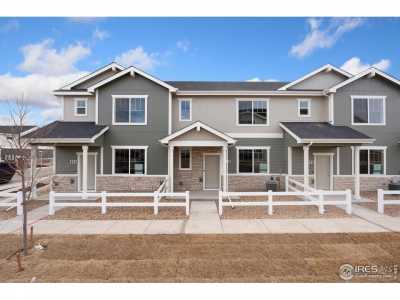 Home For Sale in Johnstown, Colorado
