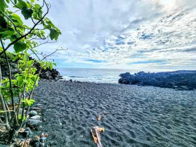 Residential Land For Sale in Captain Cook, Hawaii