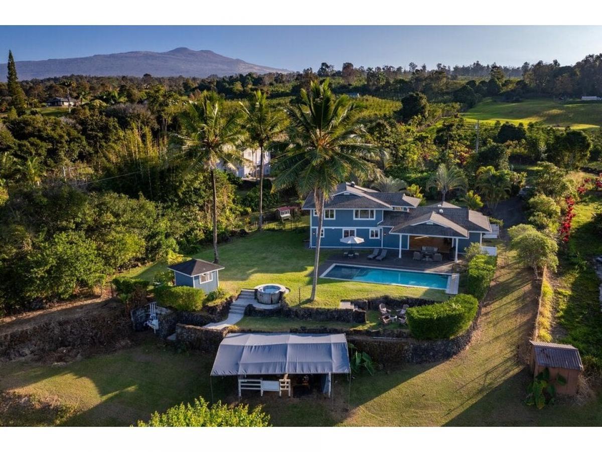 Picture of Home For Sale in Holualoa, Hawaii, United States