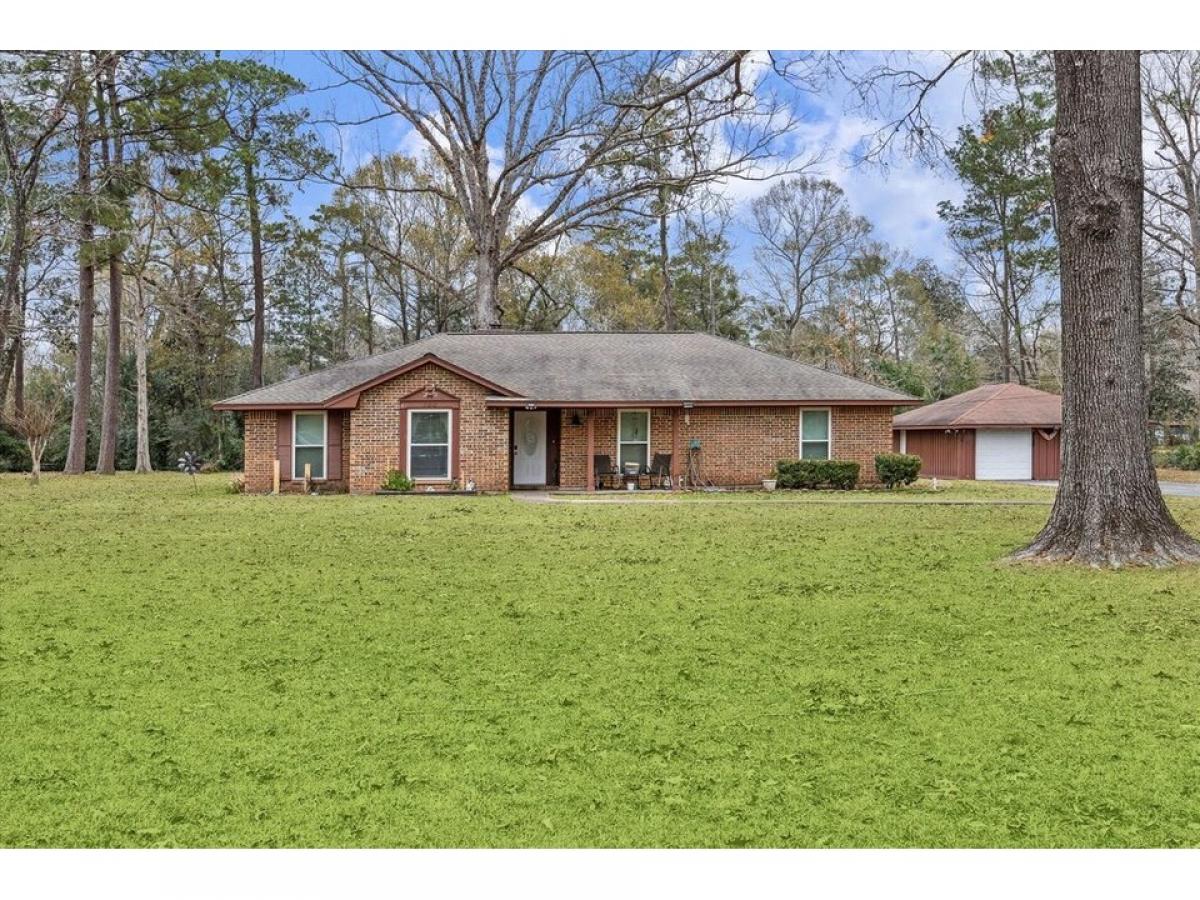 Picture of Home For Sale in New Caney, Texas, United States